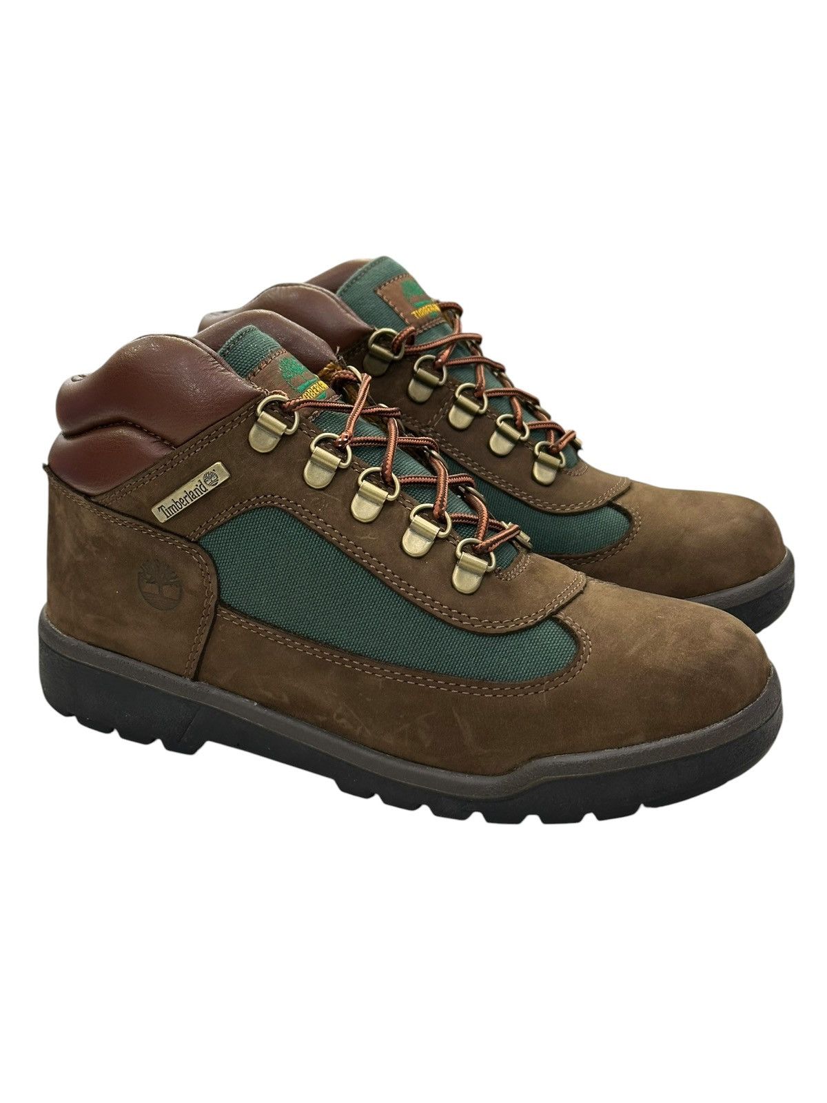 Supreme × Timberland Supreme x Timberland field boot. Brown