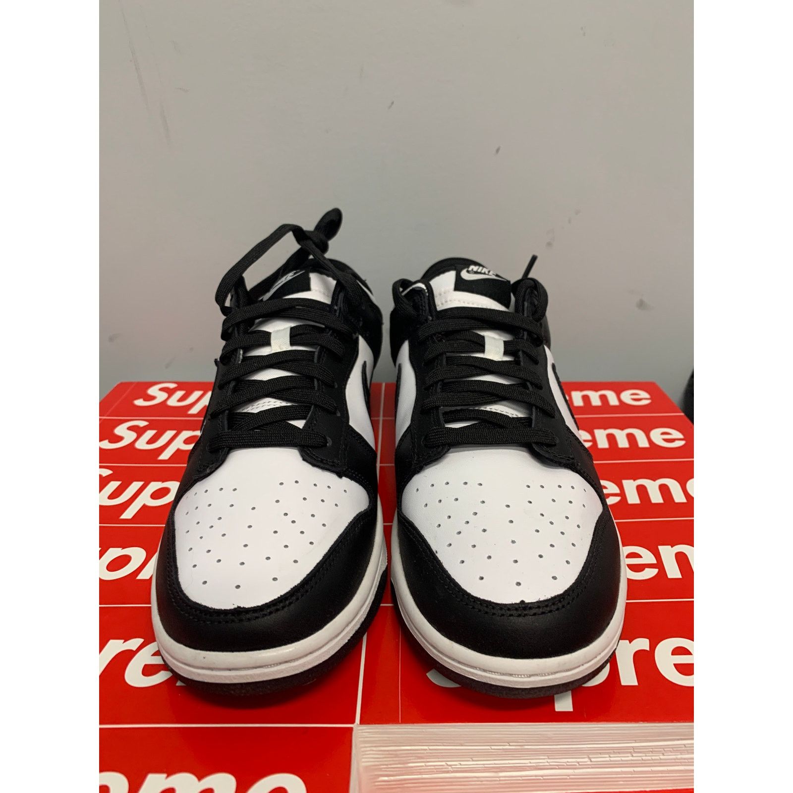 Nike Nike Dunk Low Retro White Black Panda Size 11 NEW SHIPS NOW Size US 11 / EU 44 - 2 Thumbnail