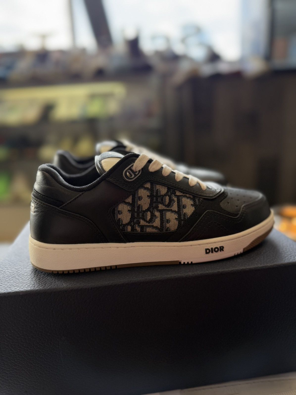 Dior Dior Low Top Calfskin Sneakers Size 38EU/5US Men’s Size US 5 / EU 37 - 4 Thumbnail