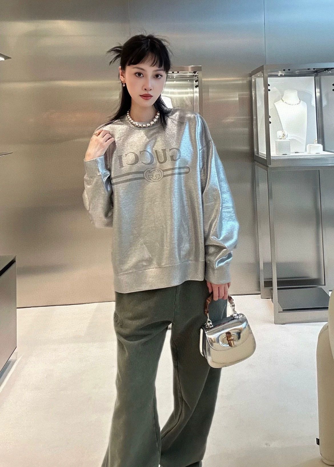Gucci silver long sleeve sweatshirt by Gucci Size US M / EU 48-50 / 2 - 7 Thumbnail