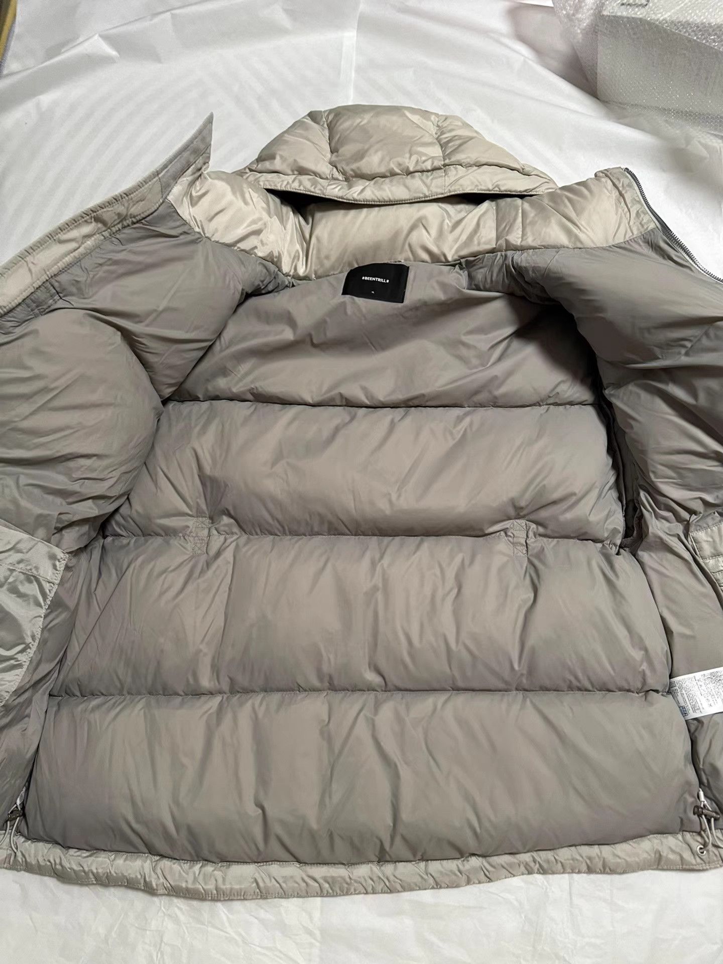 Been Trill BEENTRILL Metal Logo Short Down Jacket K6 Size US XL / EU 56 / 4 - 3 Thumbnail
