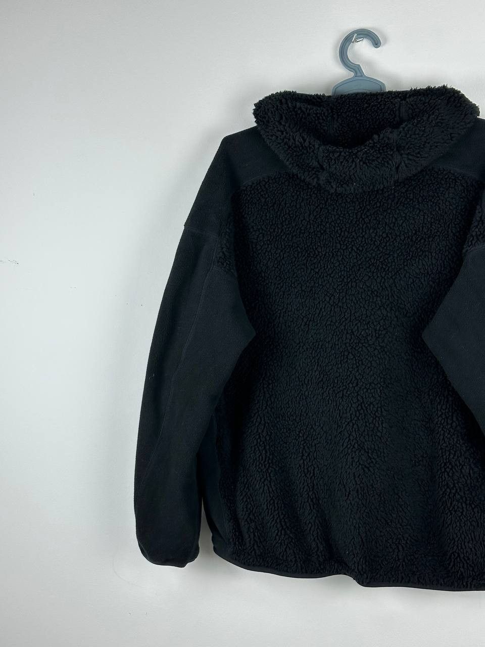 Uniqlo × White Mountaineering Uniqlo White Mountaineering Black Hooded Fleece Jacket Size US XL / EU 56 / 4 - 9 Thumbnail