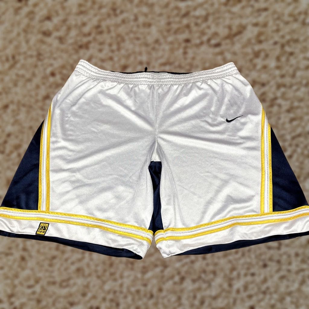 Nike Nike Reversible Basketball Shorts Mens L Navy White Yellow Play On Swoosh - Multicolor Colorblock Athletic Size US 33 - 1 Thumbnail