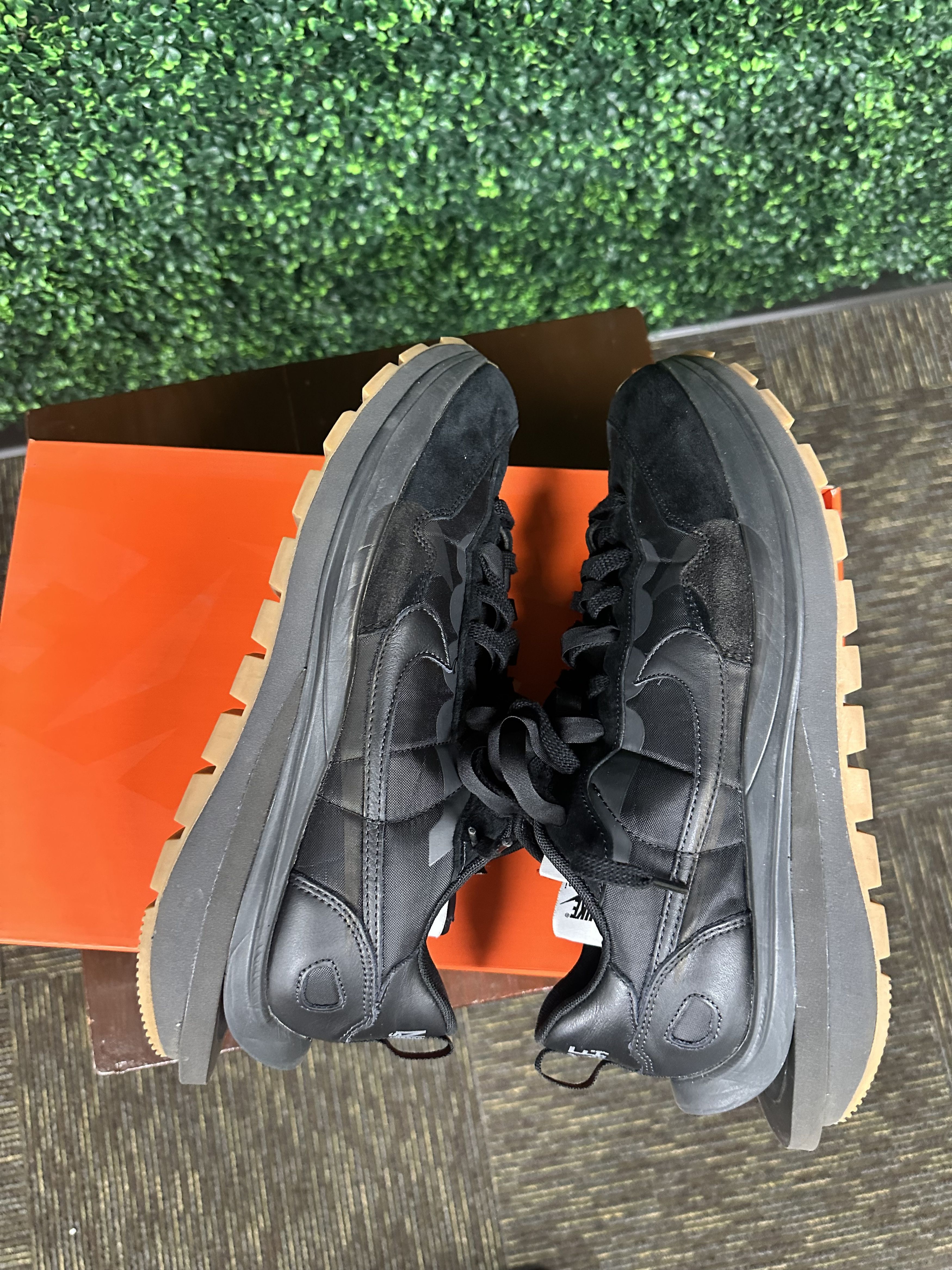 Nike × Sacai Nike x Sacai Vaporwaffle Size US 11.5 / EU 44-45 - 7 Thumbnail