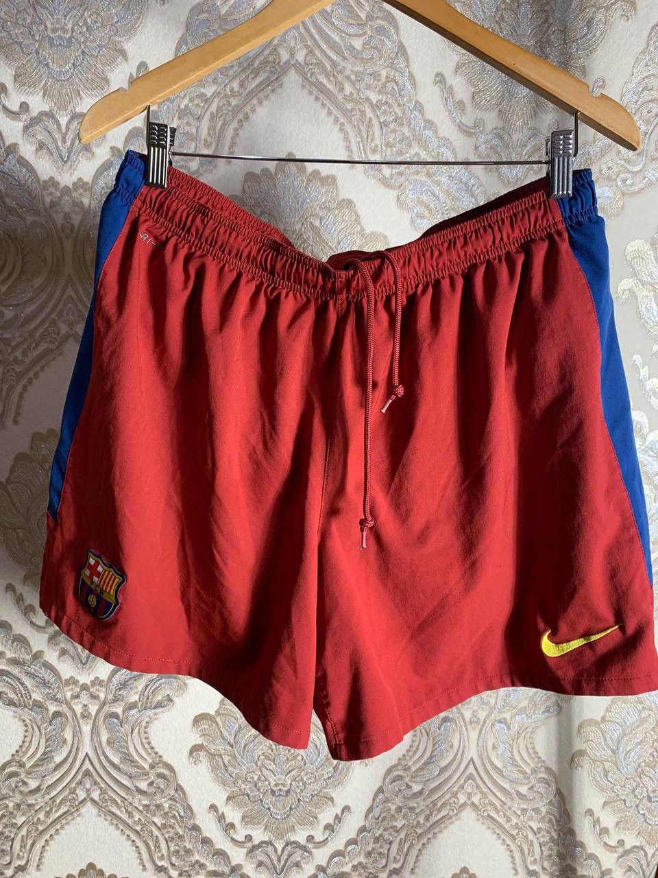 Nike VERY RARE NIKE FC BARCELONA SPAIN SOCCER JERSEY RETRO 90s Size US 36 / EU 52 - 2 Thumbnail