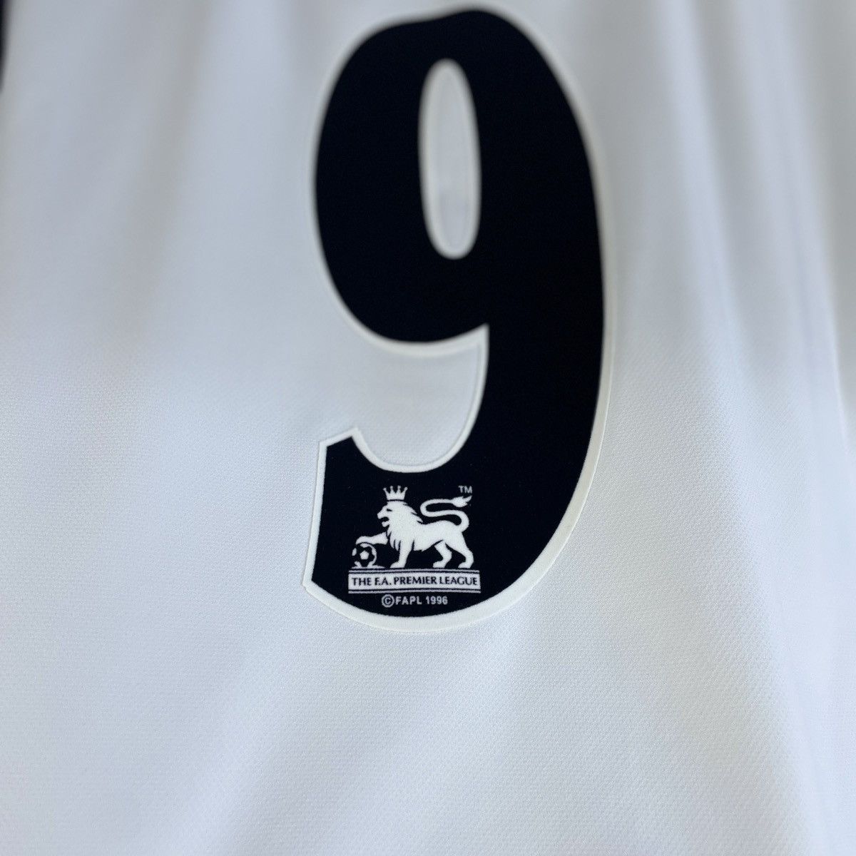 Puma Vintage Fulham Andy Cole Home Jersey Shirt Rare 2004/2005 Size US XL / EU 56 / 4 - 12 Thumbnail