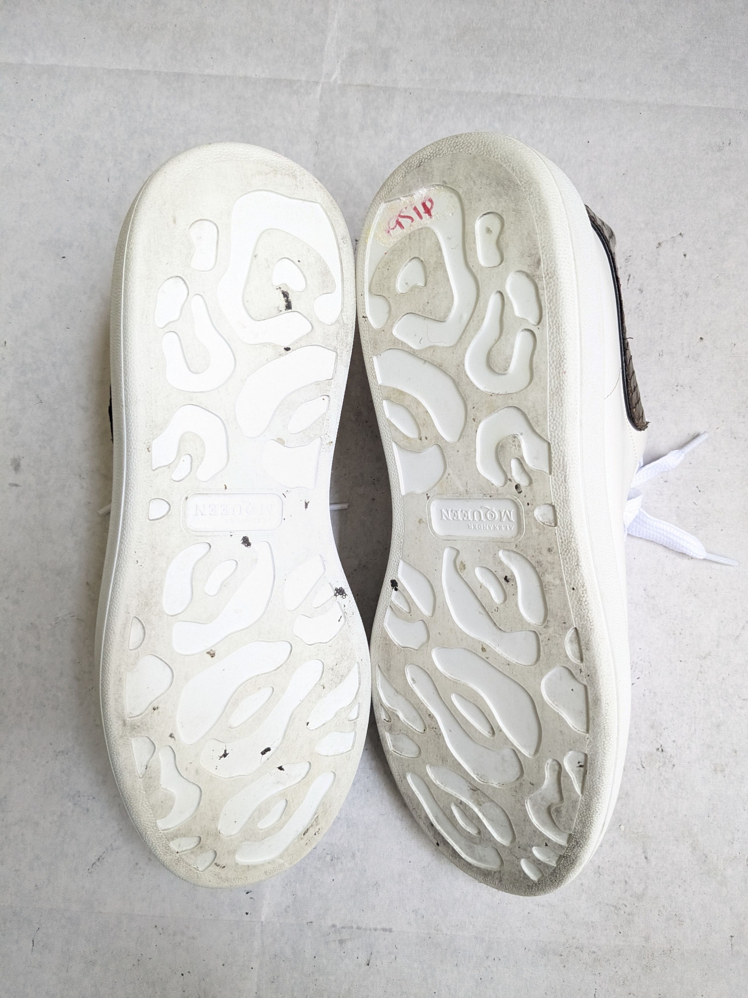 Alexander McQueen Alexander McQueen Larry Oversized Sneakers 12 45 White Brown Size US 12 / EU 45 - 13 Thumbnail