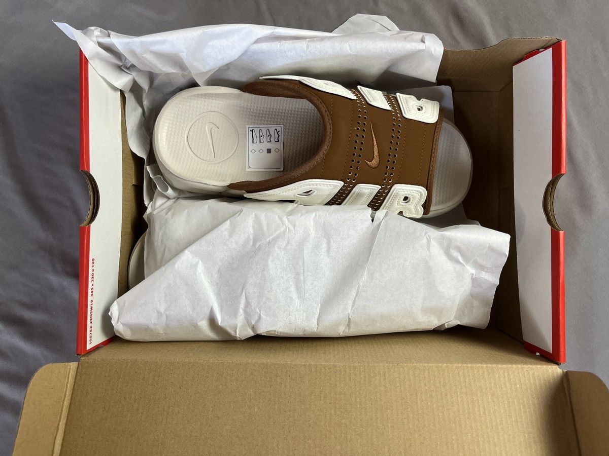 Nike Nike AIR MORE UPTEMPO Slide in ‘Brown/Sail’ US 9,10,11,12 Size US 10 / EU 43 - 7 Thumbnail