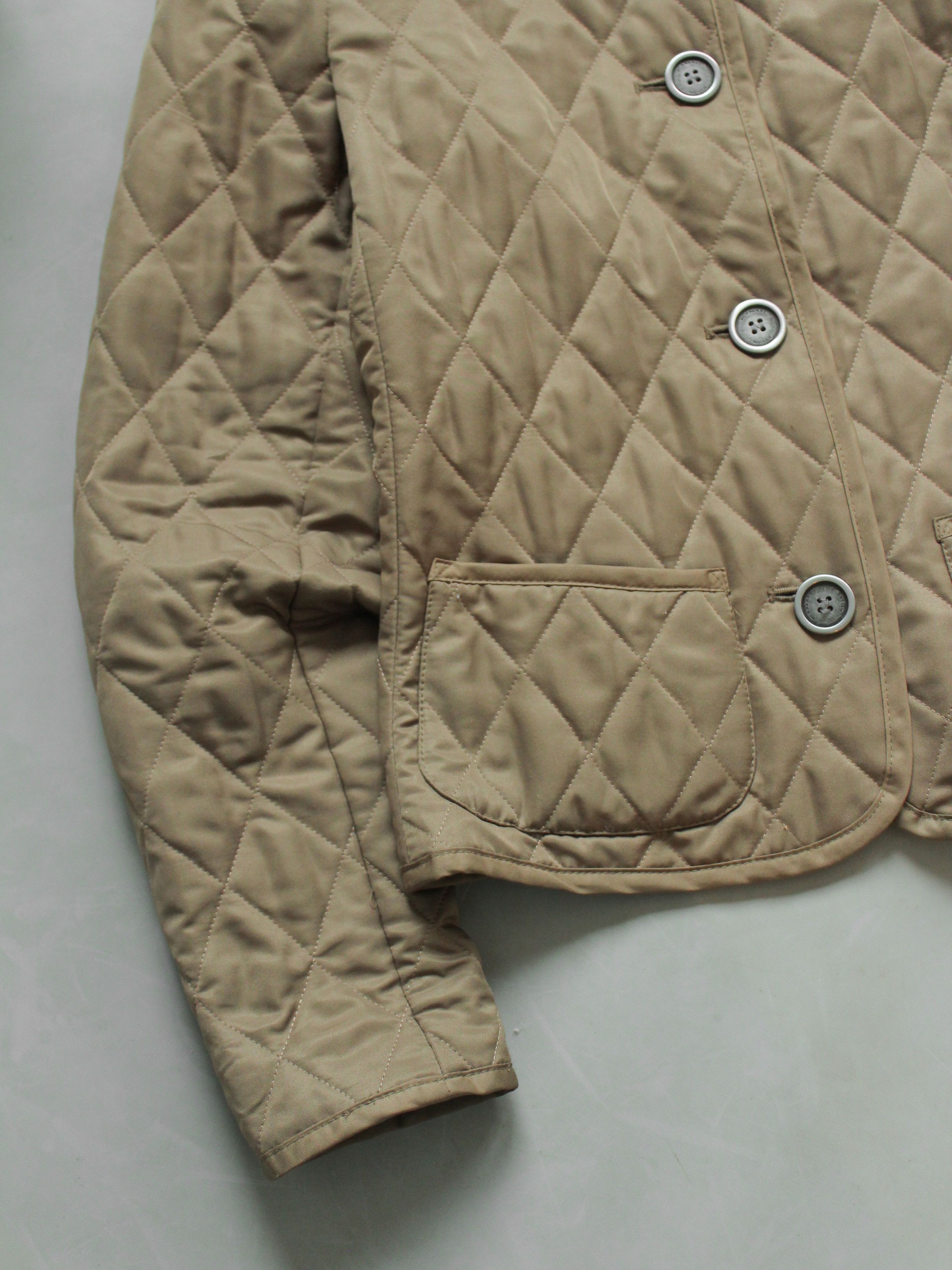 Burberry Beautiful 😍 Burberry Quilted Jacket Womens Beige Nova Check Size S / US 4 / IT 40 - 4 Thumbnail