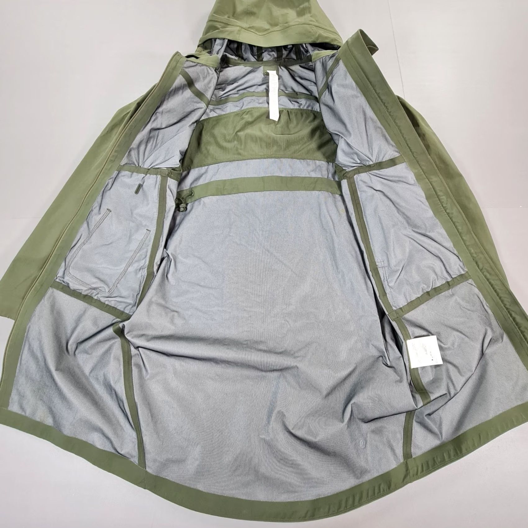 Lululemon Lululemon Womens Jacket Khaki Green 6 UK Rain Coat Waterproof Hooded Pockets Zipped Pockets Nylon Mid-Length Rain Coat Womens Size M / US 6-8 / IT 42-44 - 4 Thumbnail