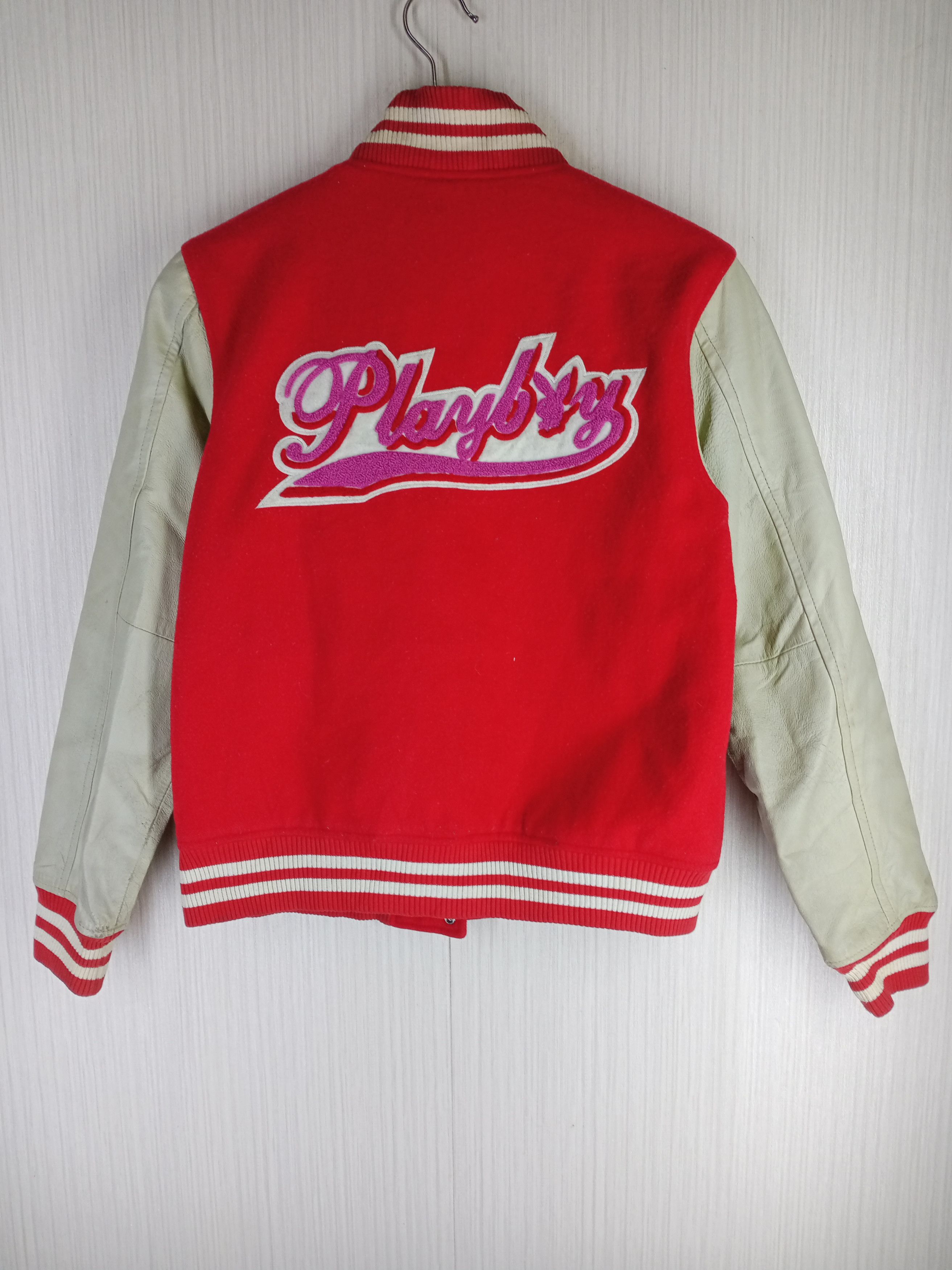 Playboy RARE VINTAGE PLAYBOY LEATHER SLEEVES VARSITY JACKET Size US S / EU 44-46 / 1 - 1 Thumbnail