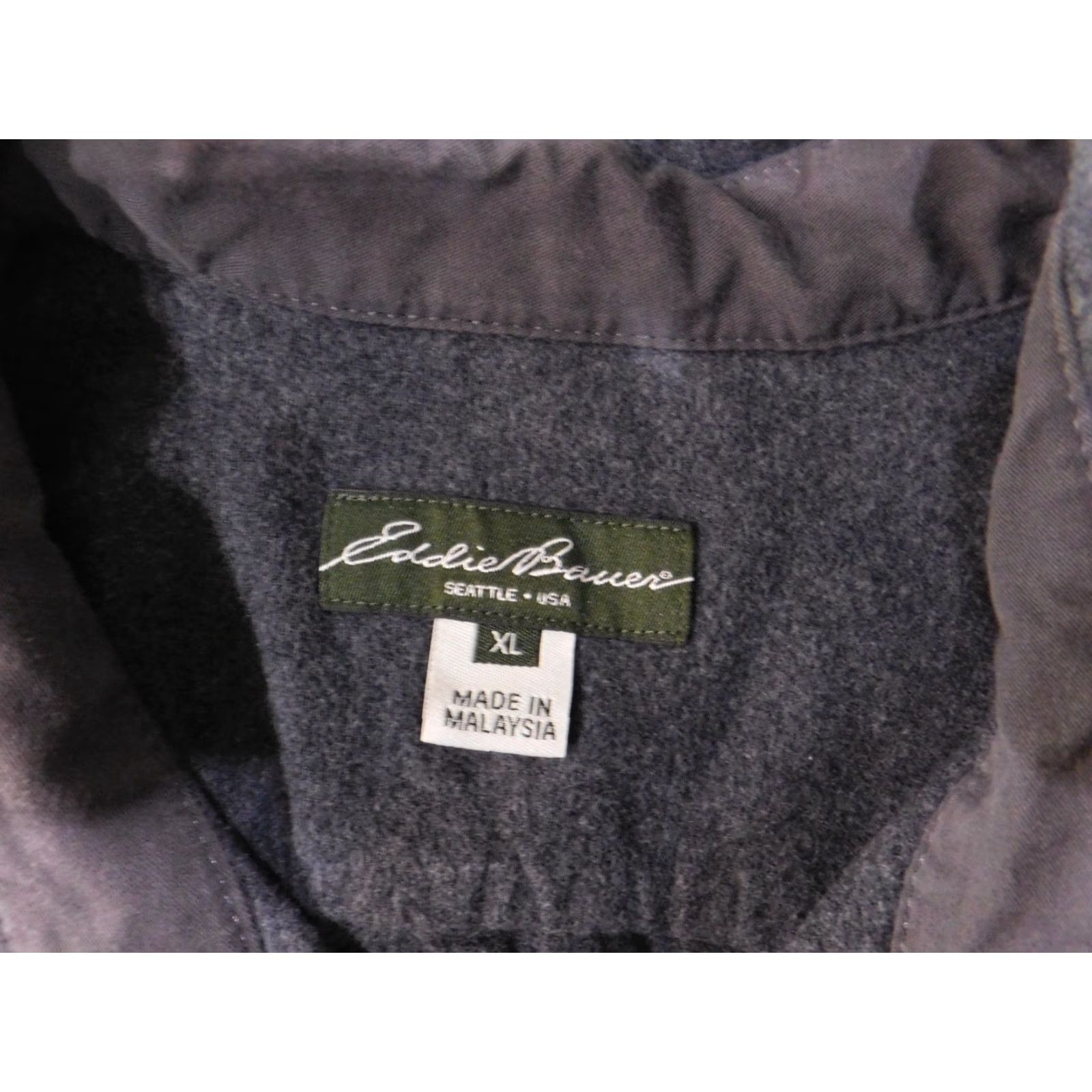Eddie Bauer VINTAGE Eddie Bauer Shirt Men XL Gray Plaid Button-Up 90s Retro Casual Long Sleeve Cotton Flannel Button-Down Collar Mens Size US XL / EU 56 / 4 - 5 Thumbnail