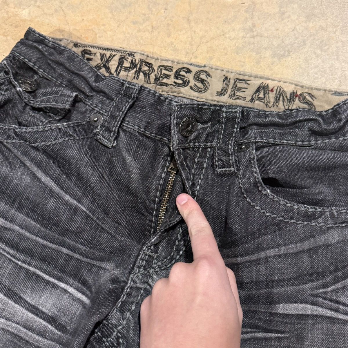 Vintage Vtg 2000s Faded Distressed Flap Pocket Jeans ERD Grunge Y2K Size US 29 - 5 Thumbnail