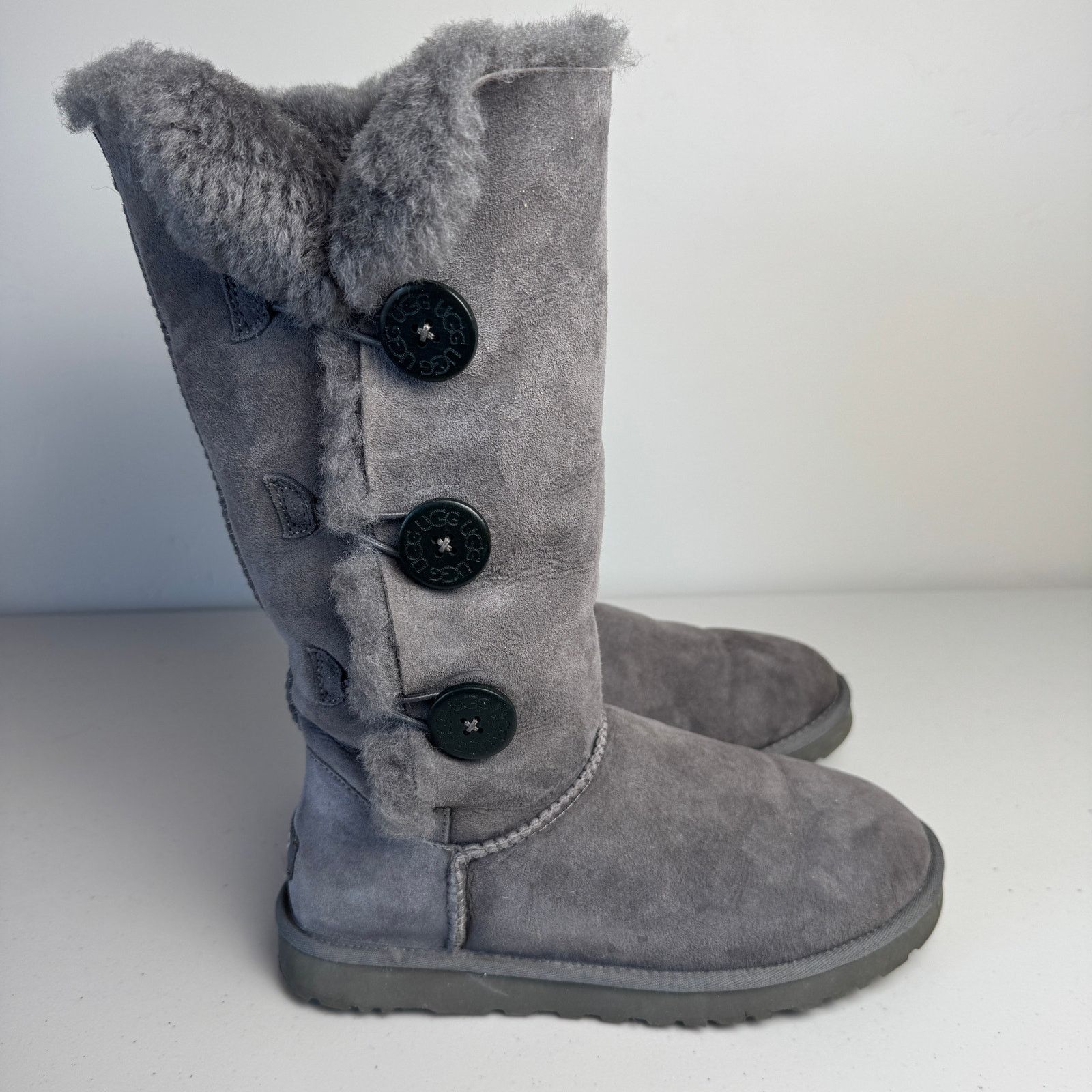 Ugg UGG Bailey Button Triplet Tall Boots Women's Size 8 Grey Size US 8 / IT 38 - 5 Thumbnail