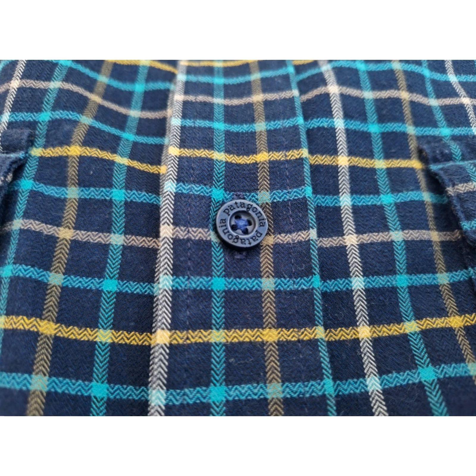 Patagonia Patagonia Men's L Blue Plaid Organic Cotton Button-Up Shirt Long Sleeve Collared Spread | 53856 Size US L / EU 52-54 / 3 - 6 Thumbnail