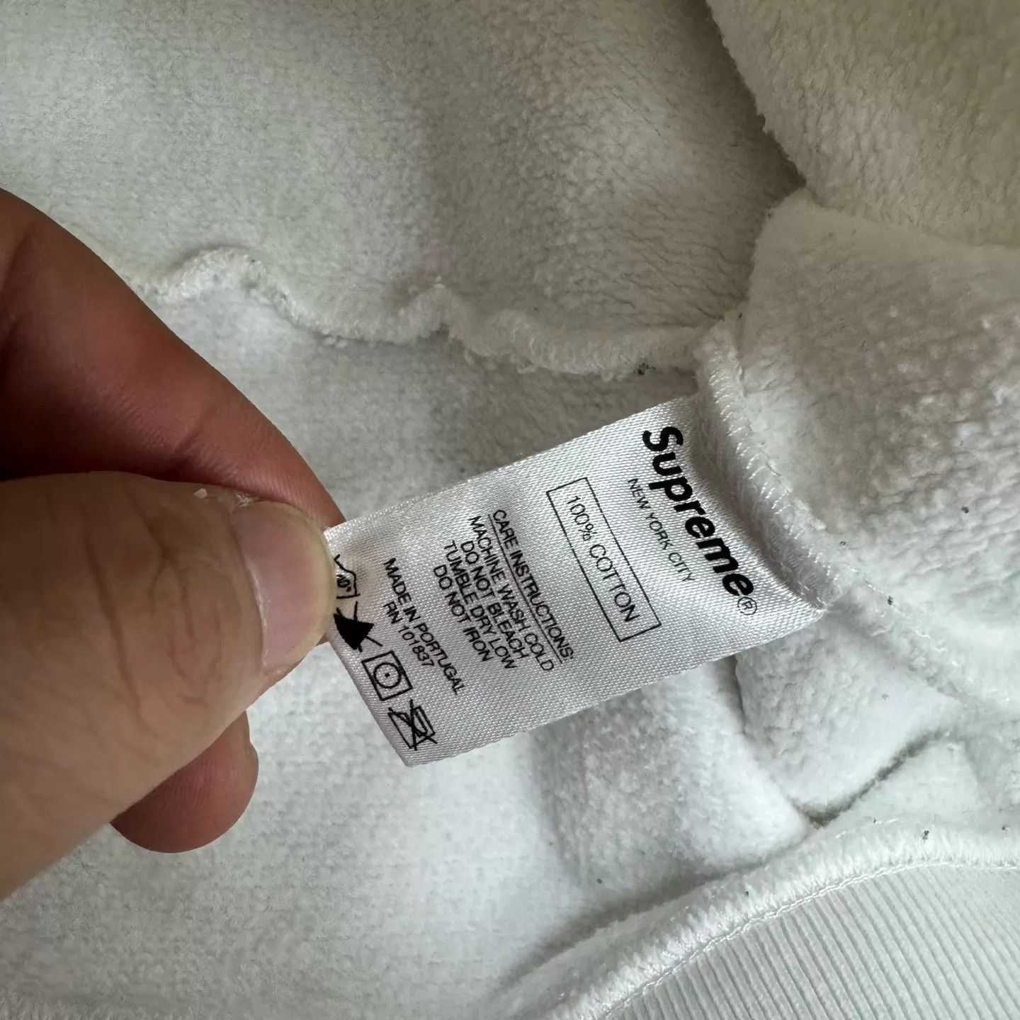 Comme des Garcons Supreme x CDG Misaligned Black & White Hoodie L Size L / US 10 / IT 46 - 8 Thumbnail