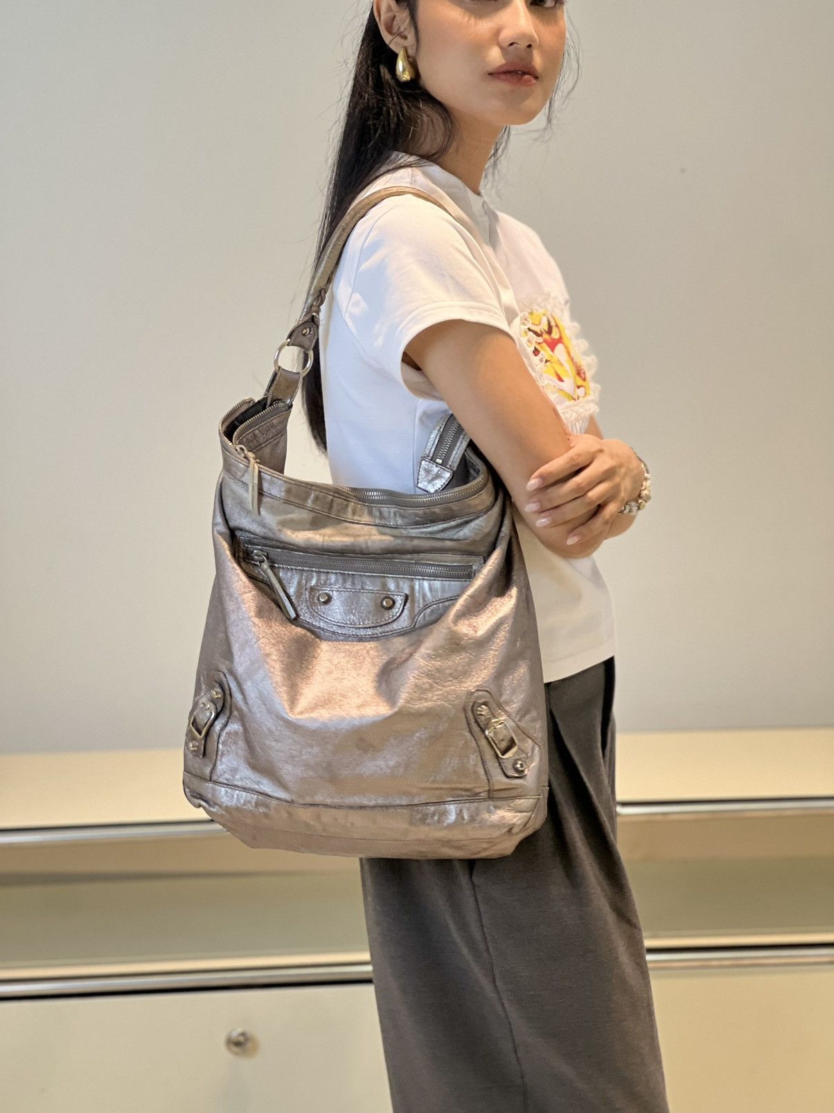 Balenciaga Balenciaga Day hobo silver Size ONE SIZE - 1 Thumbnail