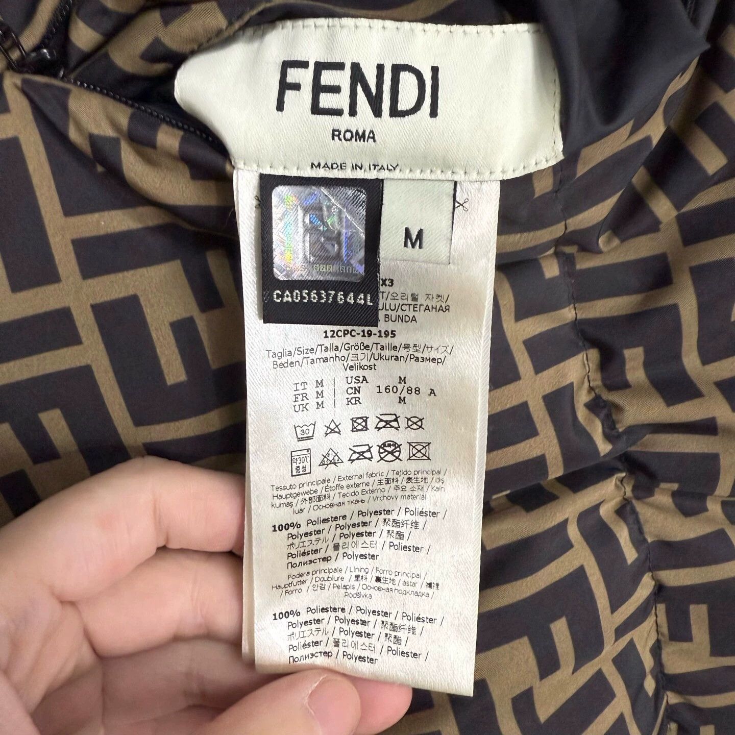 Fendi Fendi FF double-faced colorblocked down jacket M NWT Size M / US 6-8 / IT 42-44 - 4 Thumbnail