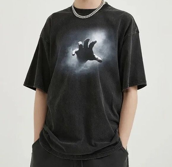 Japanese Brand × Vintage Mysterious Hand Tshirt Size US M / EU 48-50 / 2 - 3 Thumbnail