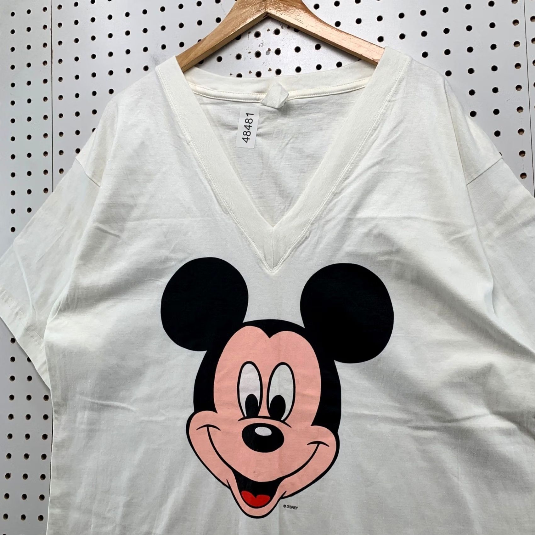 Disney VINTAGE Disney Mickey Mouse T Shirt Mens XL White 90s V Neck Graphic Tee Size US XL / EU 56 / 4 - 4 Thumbnail