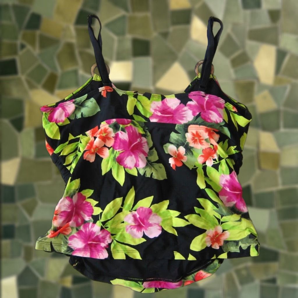 Swims Chuck Handy Swim Tankini Top Built In Bra Floral Black 14 Womens Swimsuit Tankini Top 14 Black Floral Built In Bra Swim Top 14 Womens Size XL / US 12-14 / IT 48-50 - 1 Thumbnail