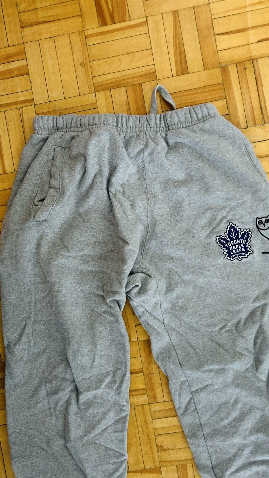 NHL × October's Very Own Ovo X NHL maple leafs sweatpants medium Size US 32 / EU 48 - 1 Thumbnail