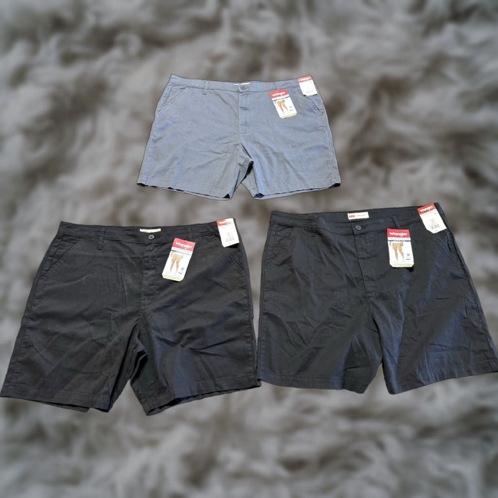 Wrangler Wrangler Mens Shorts 40 Chino 7" Inseam Stretch Regular Flat Front Pockets 3 Pack Gray Black New Modern Casual Size US 40 / EU 56 - 1 Thumbnail
