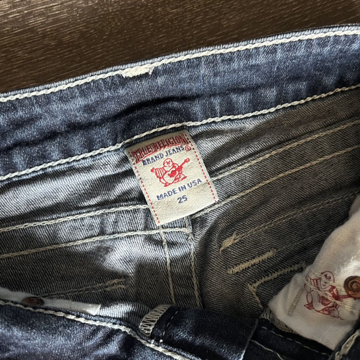 True Religion Vintage True Religion Studded Logo Low Rise Straight Jeans Size 25" / US 0 / IT 36 - 8 Thumbnail