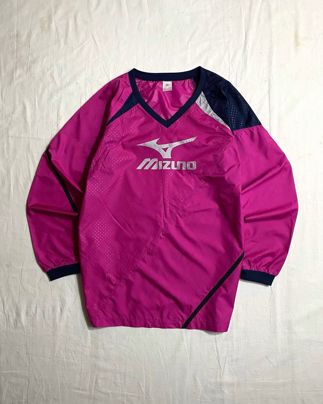 Mizuno Mizuno VNeck Pullover Windbreaker Jersey Jacket Center Logo Size US L / EU 52-54 / 3 - 1 Thumbnail