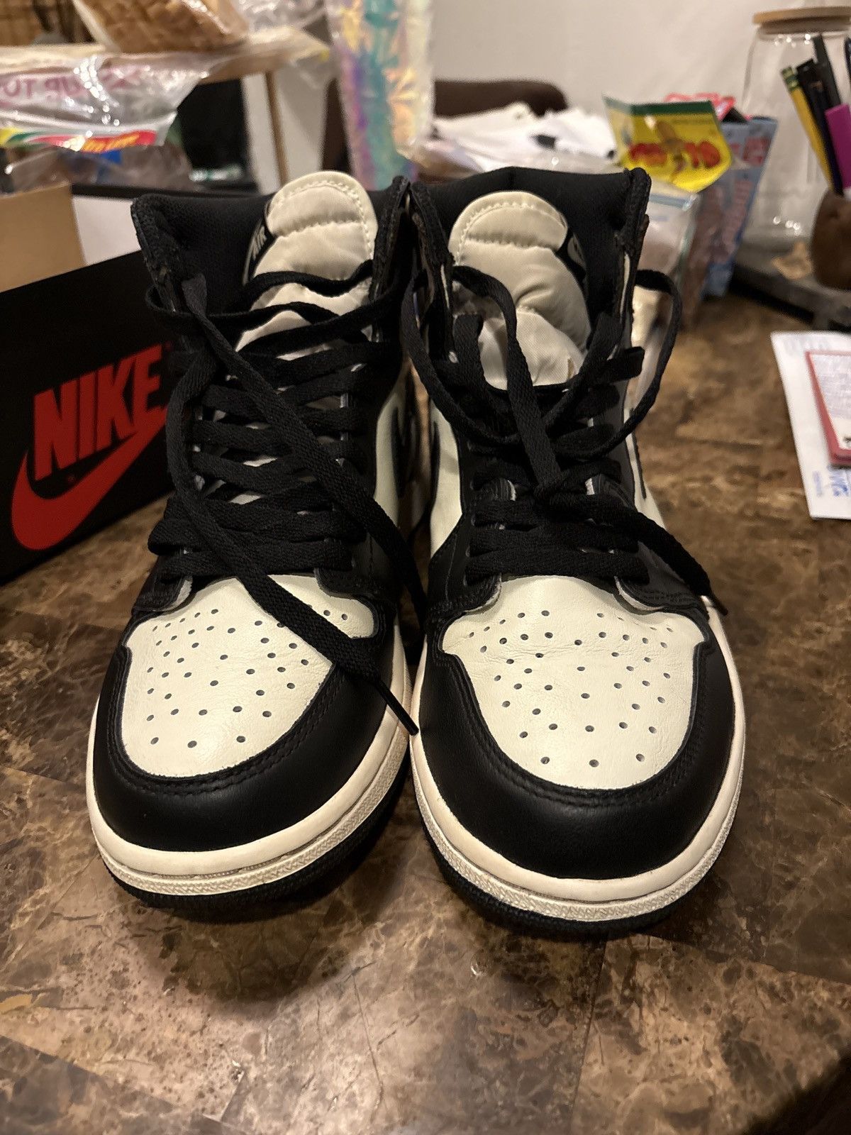 Jordan Brand JORDAN 1 MOCHAS Size US 9 / EU 42 - 4 Thumbnail
