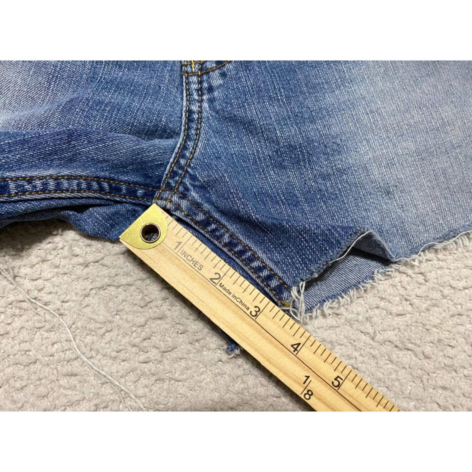 American Eagle Outfitters American Eagle Womens 33 Jean Shorts Blue Denim High Rise Cut-Off Medium Wash Size 24" / US 00 / IT 34 - 3 Thumbnail