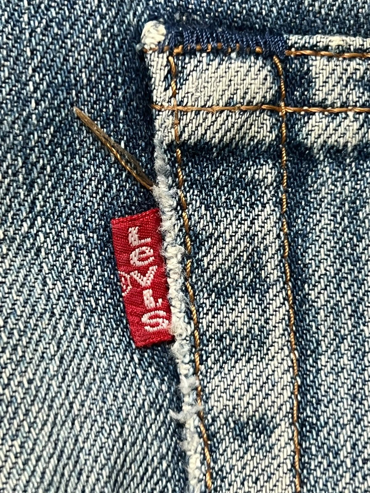 Baggy Vintage 90s Levi’s 504 japan - Faded Wash, Distressed