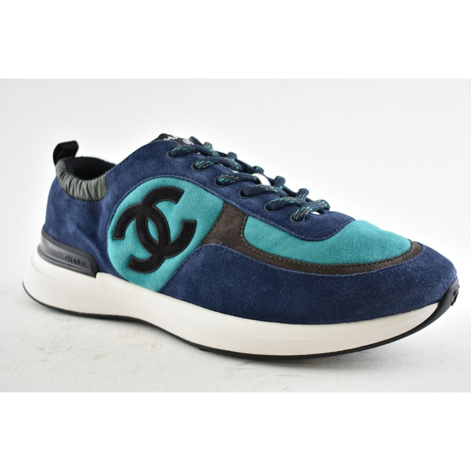 Chanel Chanel 21K Mens CC Logo Lace Low Top Trainer Sneaker 44 11 Size US 11 / EU 44 - 3 Thumbnail
