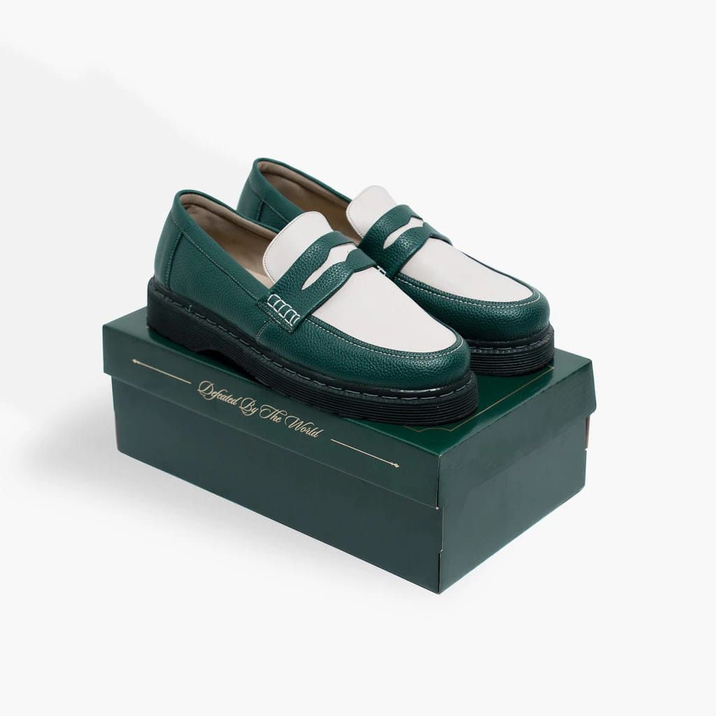 Other Silane Loafer Shoes Leather Green White Size US 10 / EU 43 - 2 Thumbnail