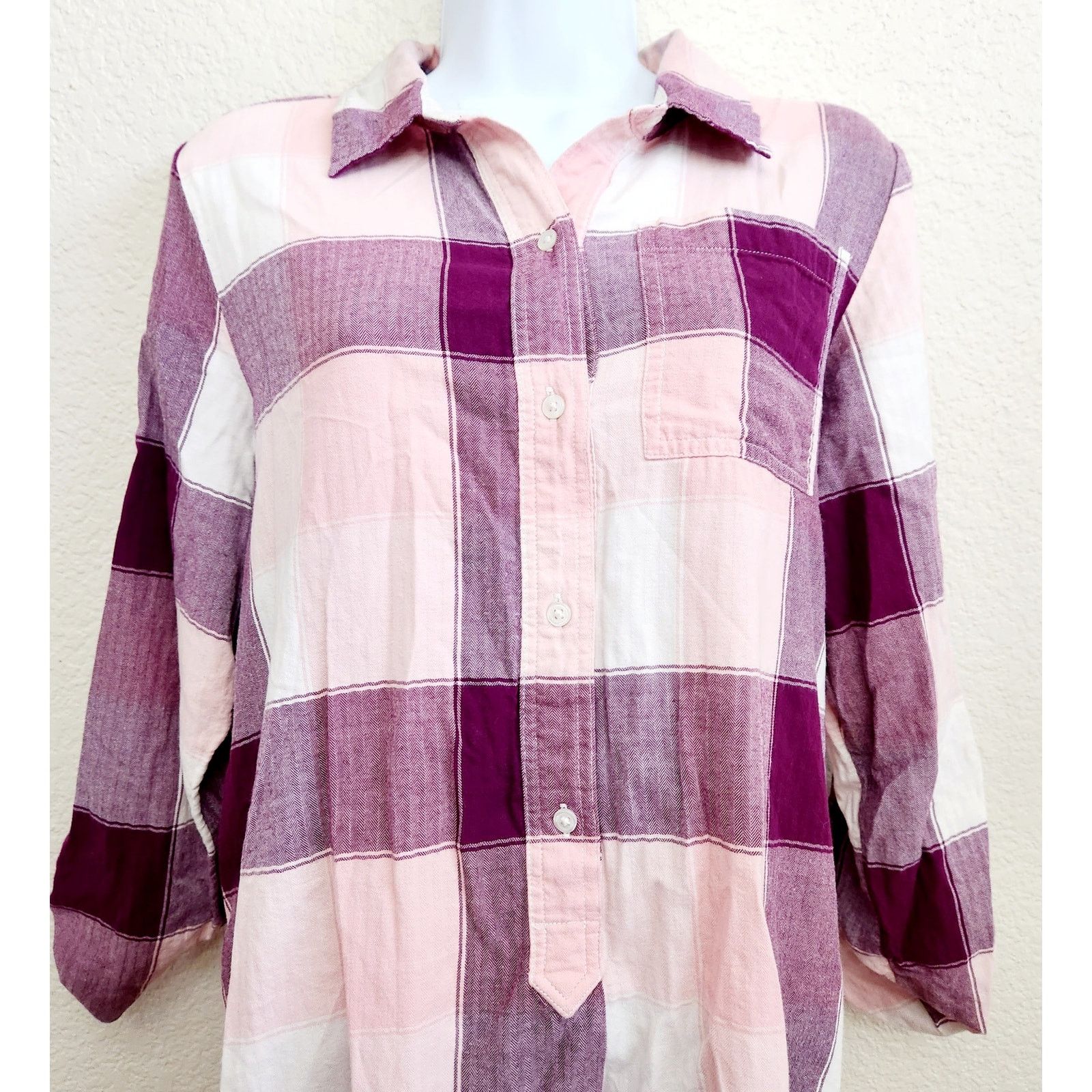Arizona Jean Co. Arizona Jeans Co Pink Purple Plaid Henley Top 18P Soft Size XXL / US 16-18 / IT 52-54 - 2 Thumbnail