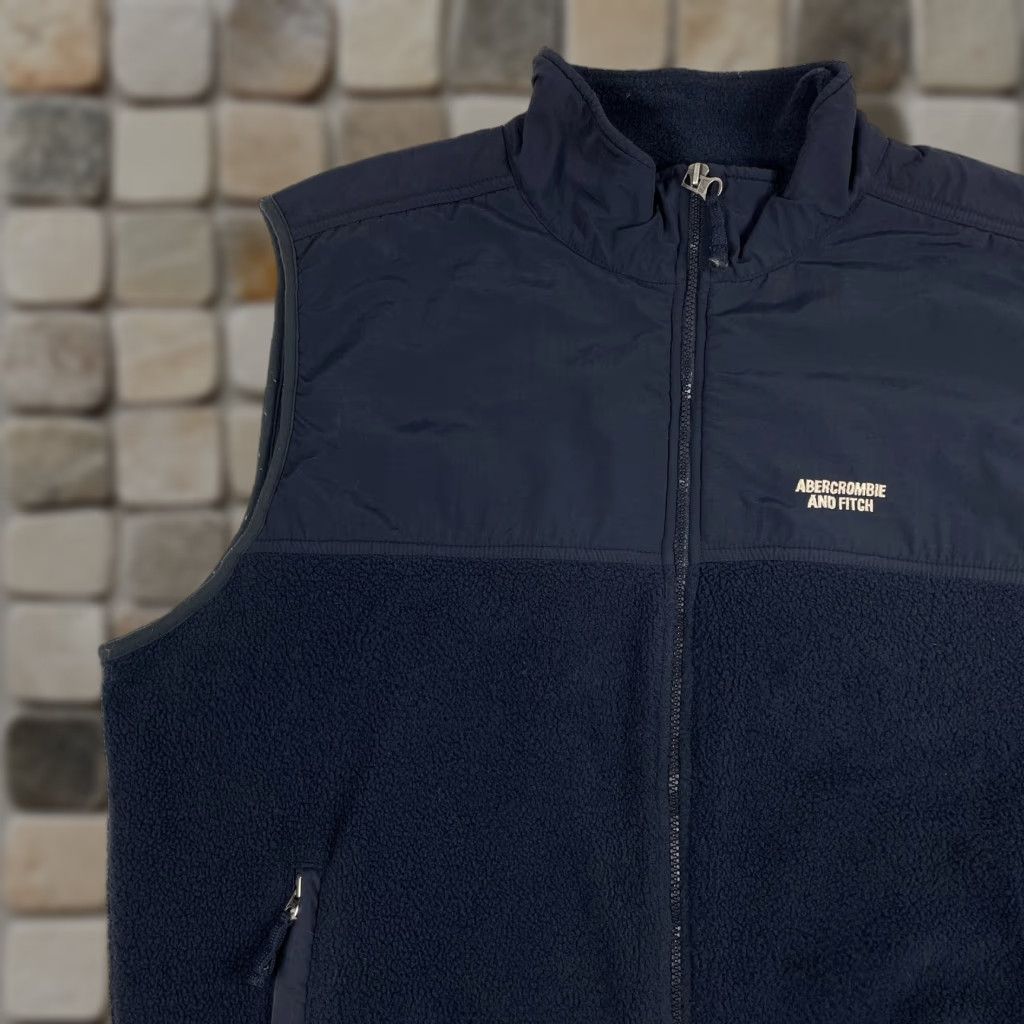 Abercrombie & Fitch VINTAGE Abercrombie & Fitch Vest Men XL Blue Deep Pile Fleece Full Zip Outdoor, Ski, Hiking, Winter, Fall, Spring Sportswear Mens Size US XL / EU 56 / 4 - 1 Thumbnail