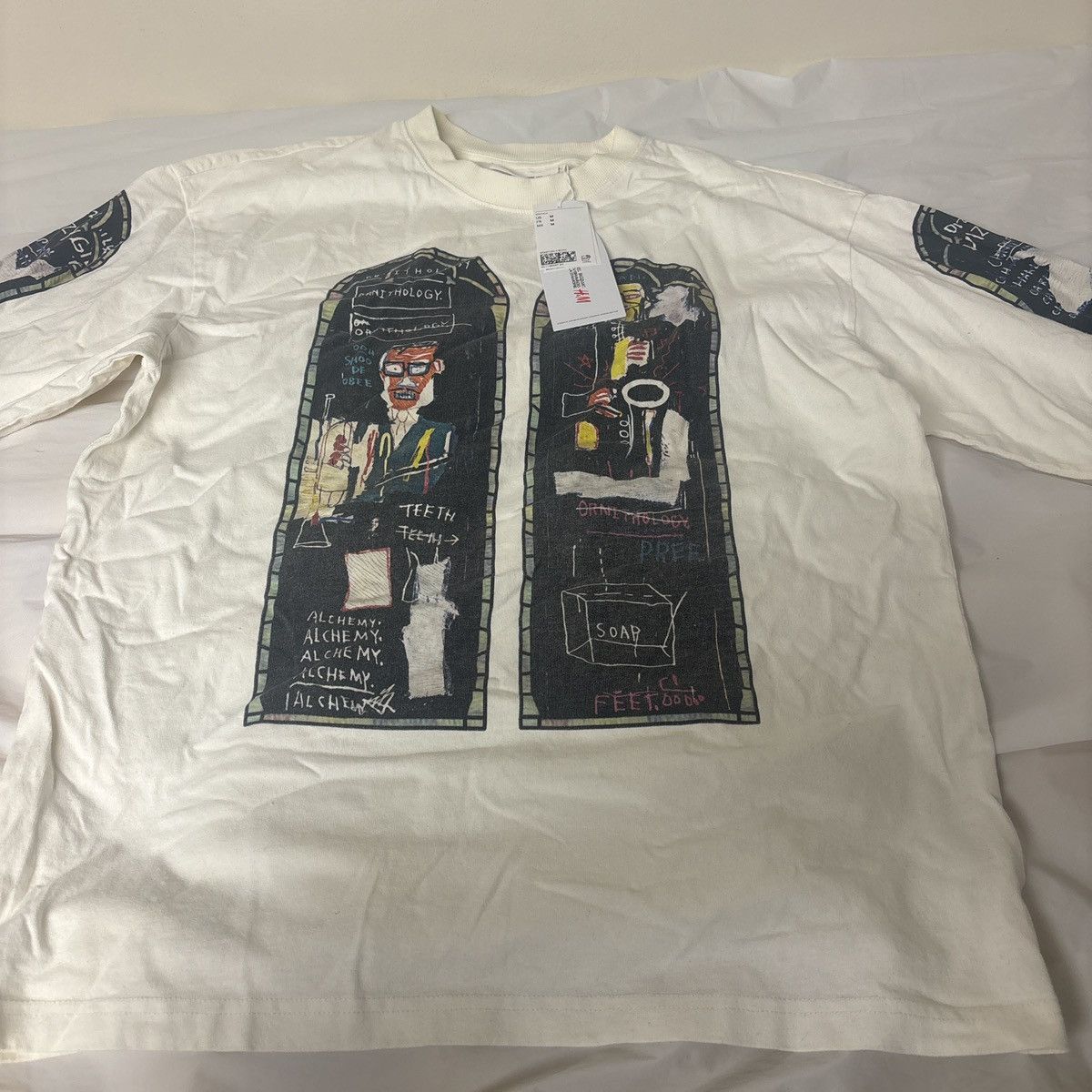 H&M × Jean-Michel Basquiat Jean Michel Basquit x H&M Size US M / EU 48-50 / 2 - 1 Thumbnail