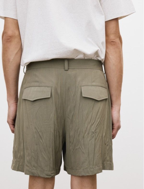 RECTO RECTO RM 25S Wrinkle Detail Belted Shorts in Dark Khaki Size US 32 / EU 48 - 5 Thumbnail