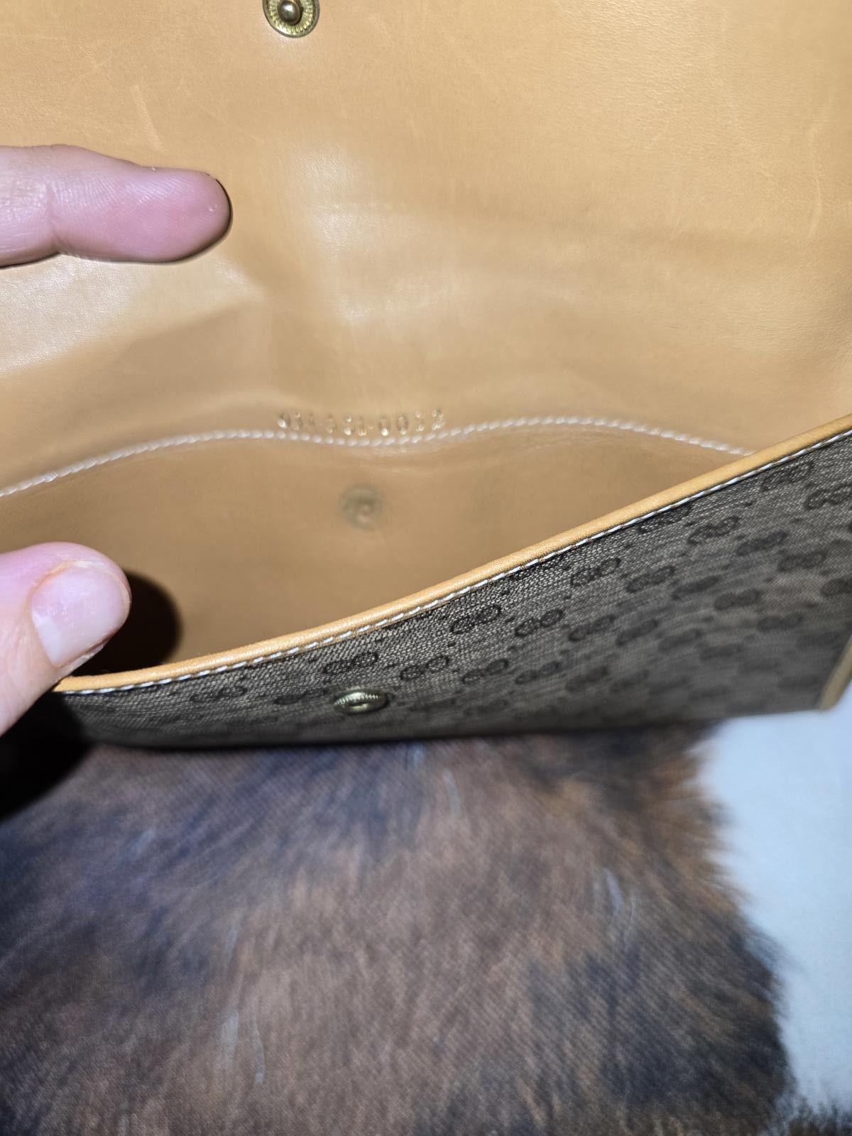 Gucci Rare Vintage Gucci Leather Trifold Wallet Envelope Design Size ONE SIZE - 6 Thumbnail