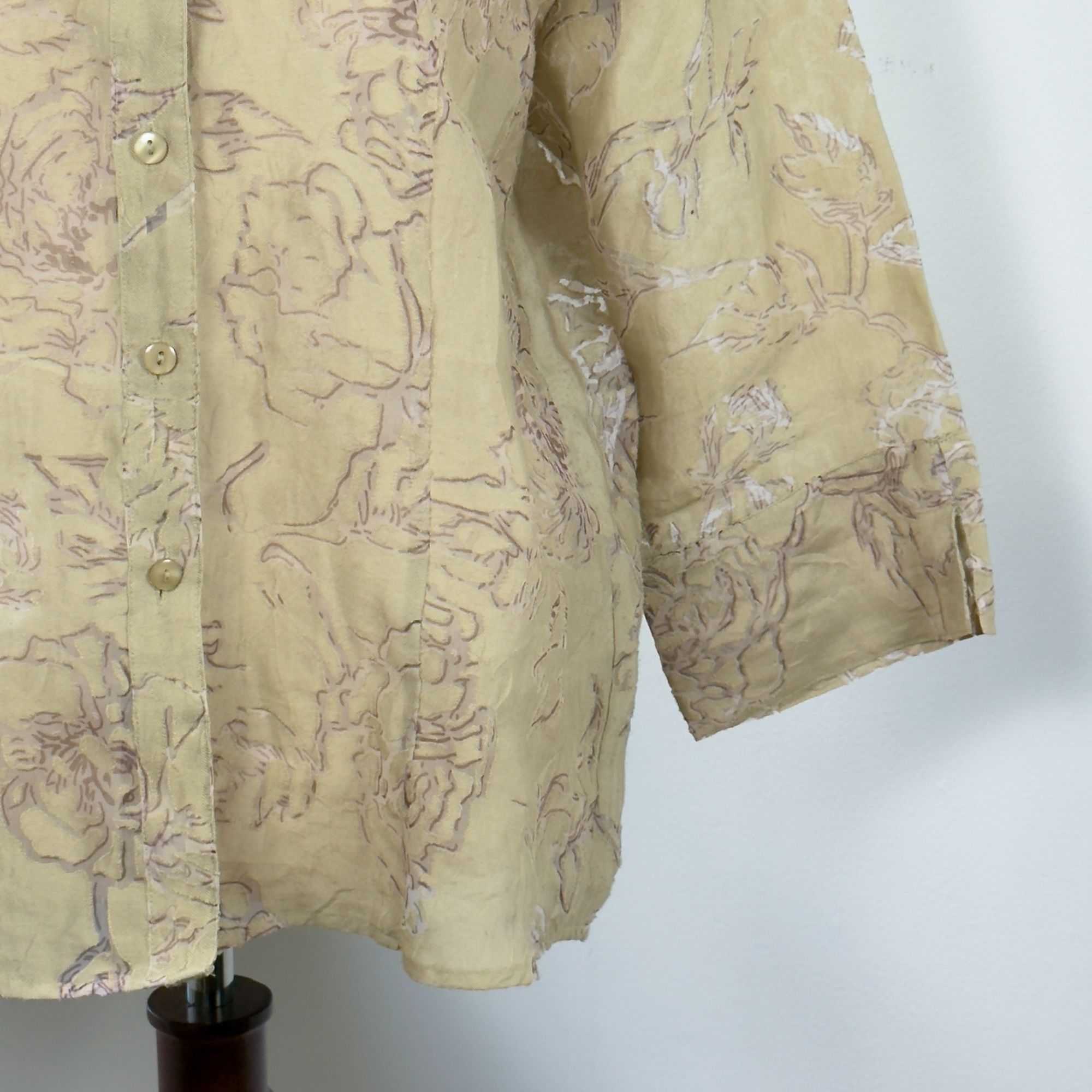 Vintage Vintage Sarah Bentley Floral Cream Button Down Shirt XL Size XL / US 12-14 / IT 48-50 - 9 Thumbnail