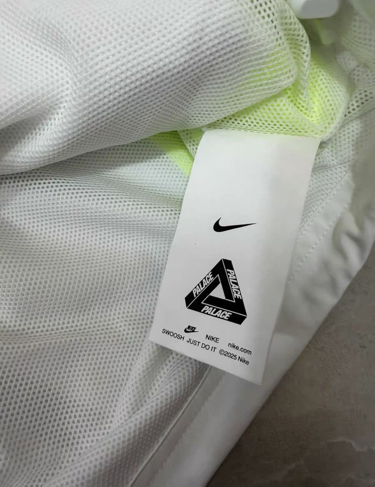 Palace PALACE x Nike FW25 TOTAL P90 TRACK JACKET J34 Size US L / EU 52-54 / 3 - 4 Thumbnail