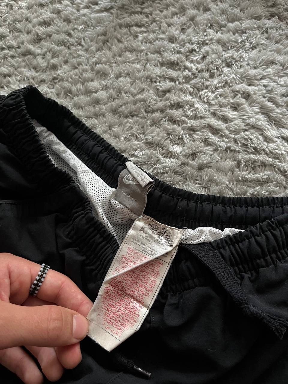 Nike × Vintage 00s Nike Shorts Nylon Logo Drill Swoosh Size US 35 - 9 Thumbnail