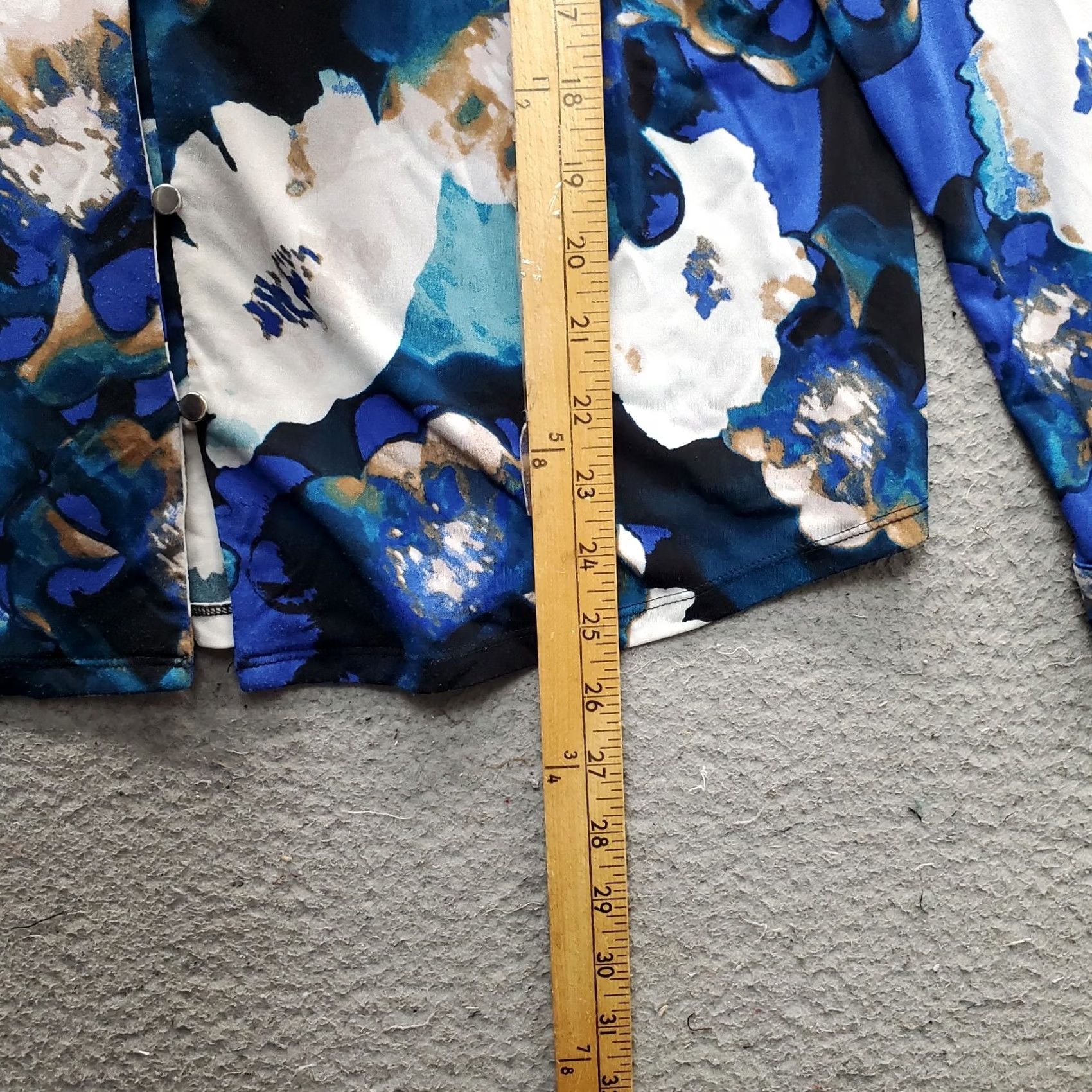 Calvin Klein Calvin Klein Blouse Top Womens L Blue Floral Stretch Ruffle V-Neck Button Front Size L / US 10 / IT 46 - 3 Thumbnail