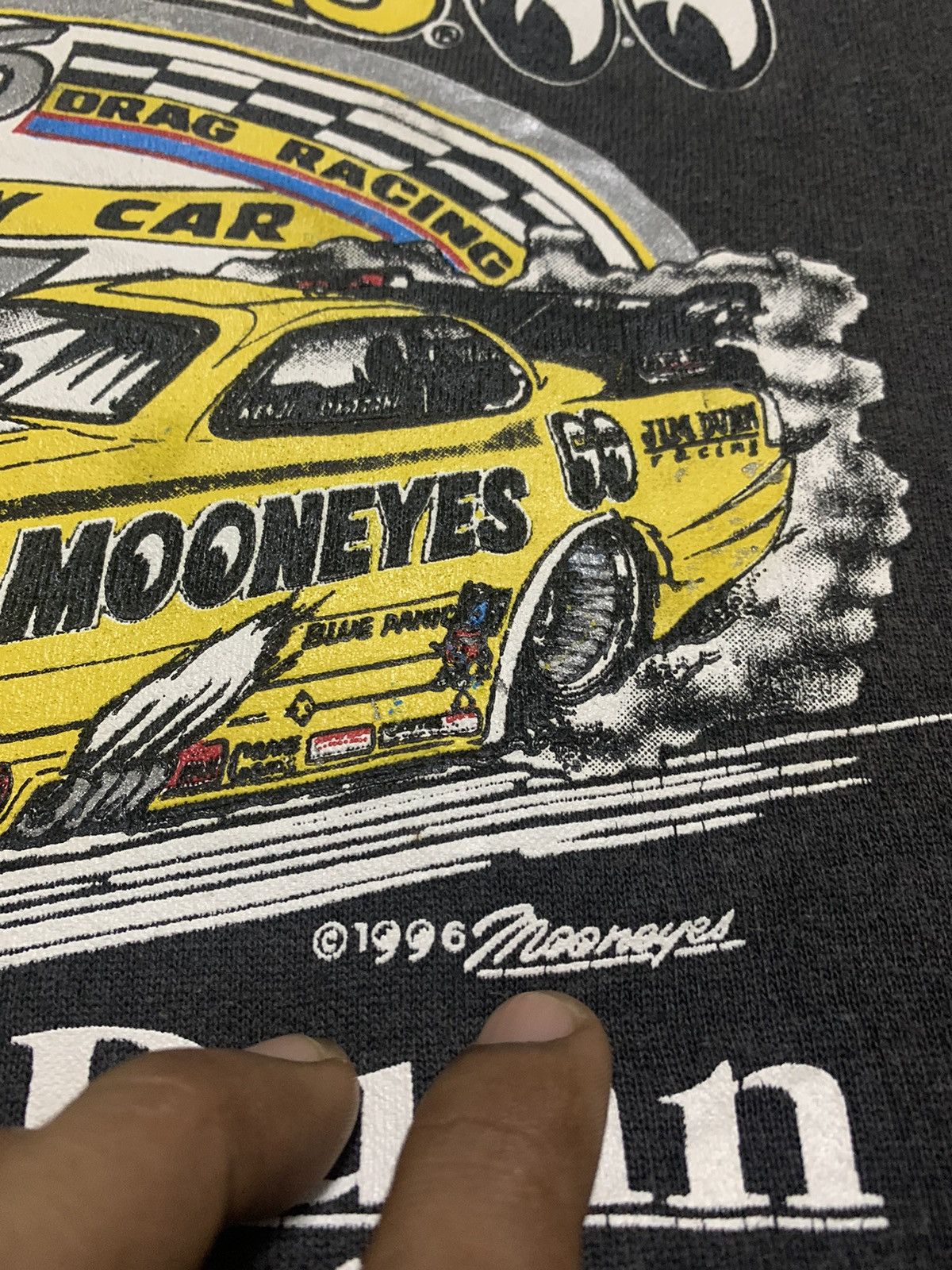 Vintage 1996 MOONEYES SWEATSHIRT NICELY FADED RARE Size US L / EU 52-54 / 3 - 13 Thumbnail