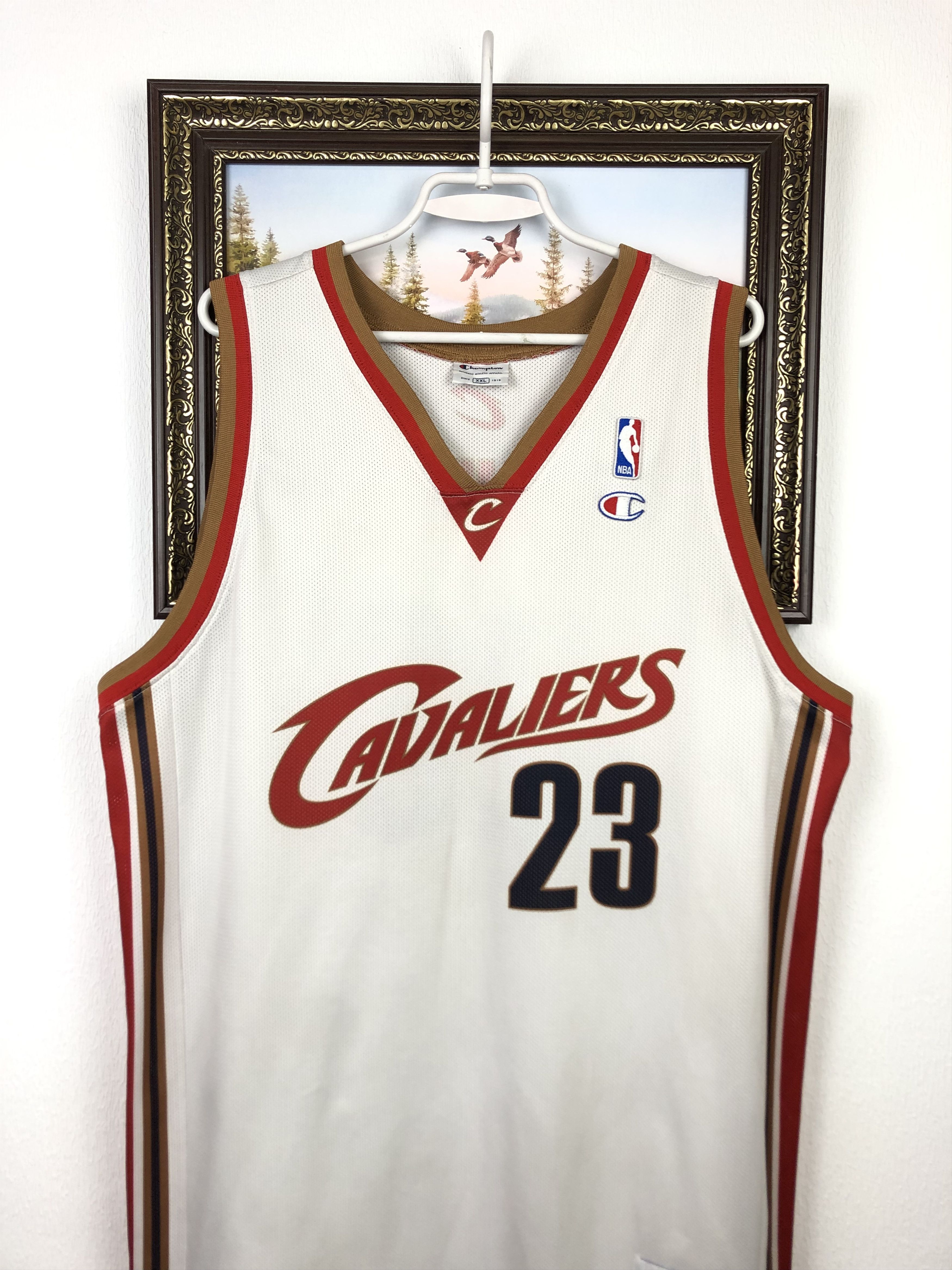Champion Vintage Cleveland Cavaliers #23 James LeBron Jersey Tee Hype Size US XXL / EU 58 / 5 - 2 Thumbnail