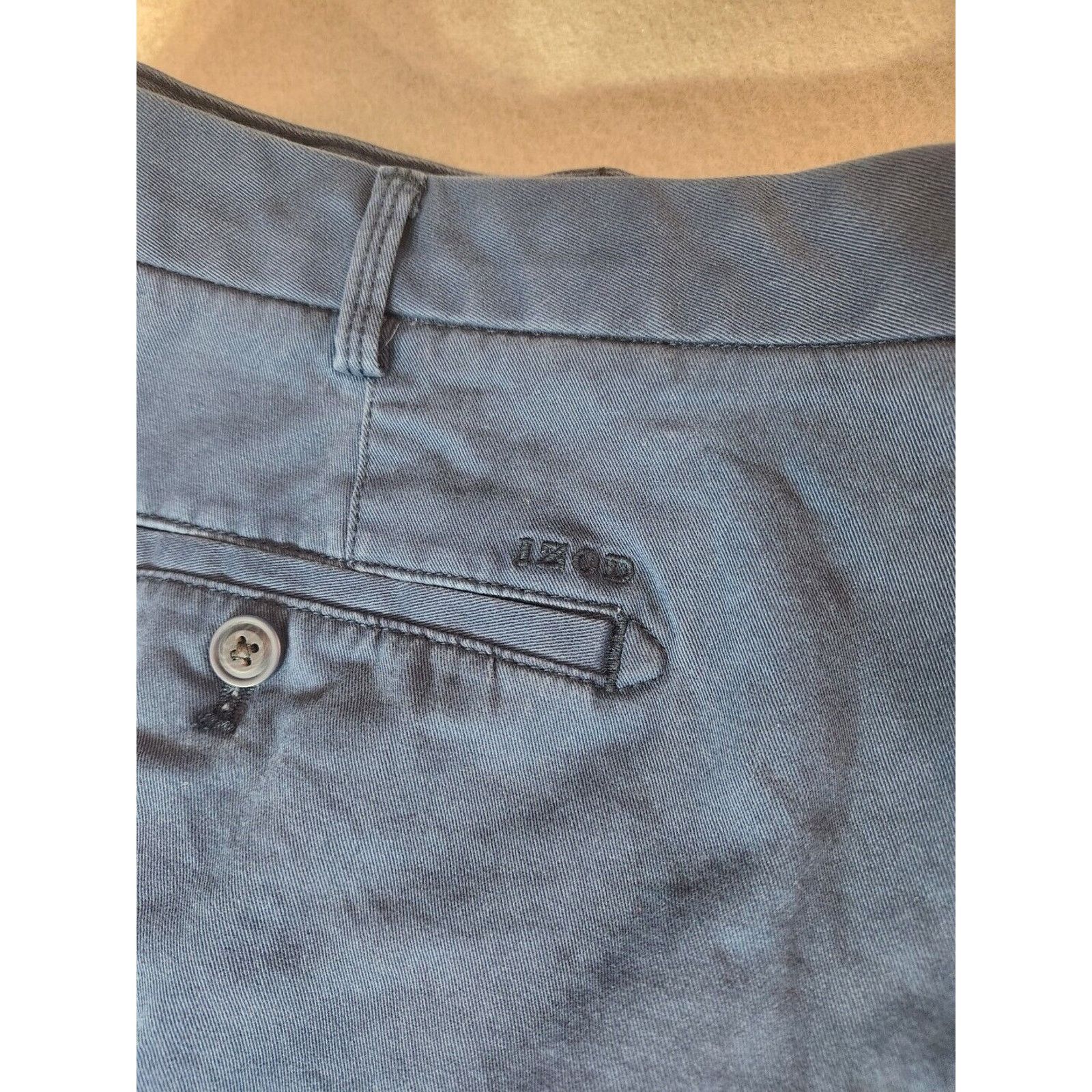 Izod IZOD Saltwater Shorts Mens 42 x 9.5in Blue Stretch Size US 42 / EU 58 - 3 Thumbnail