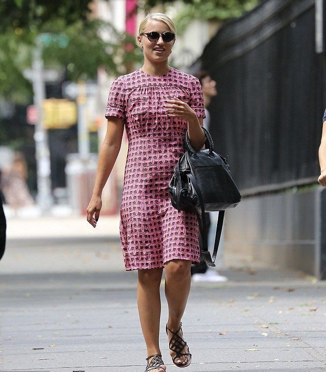 Louis Vuitton Louis Vuitton Womens Silk Printed Knee Length Pink Dress Size M / US 6-8 / IT 42-44 - 2 Thumbnail
