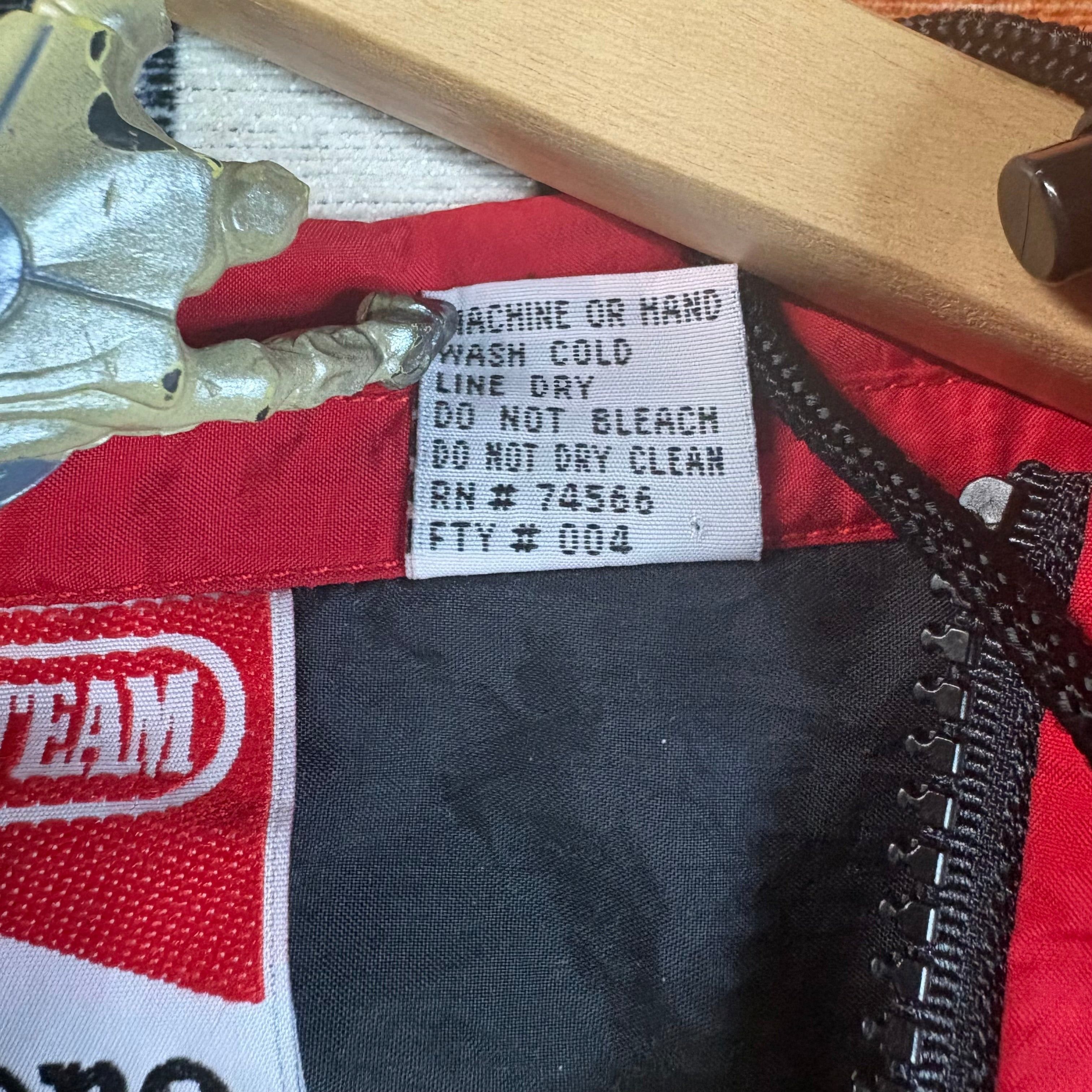 Marlboro Vintage 90s Marlboro Adventure Team Nylon Windbreaker Size US XL / EU 56 / 4 - 4 Thumbnail
