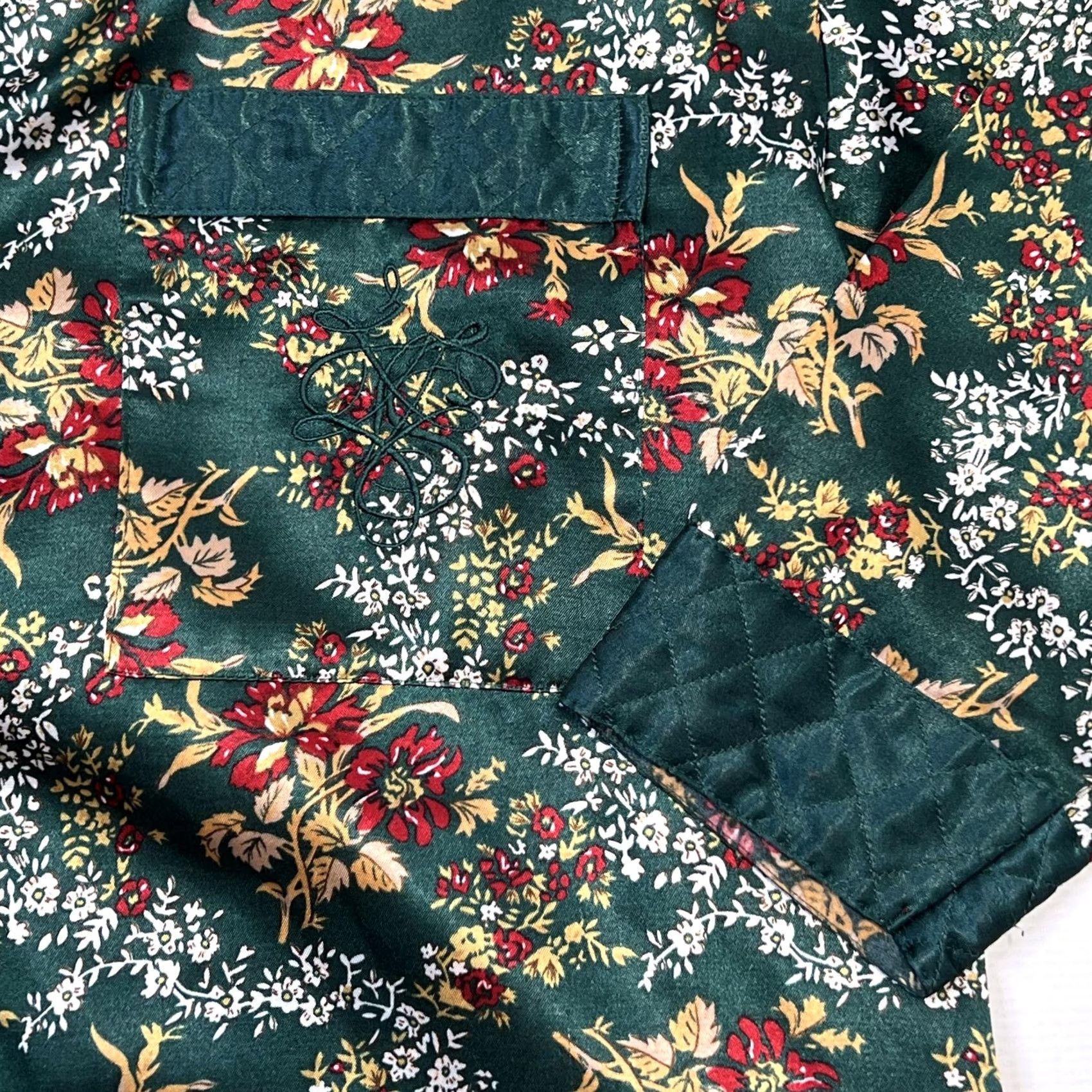 Victoria's Secret VINTAGE Victoria's Secret Pajama Set Womens Small Green Floral Quilted Satin 90s Size ONE SIZE - 7 Thumbnail