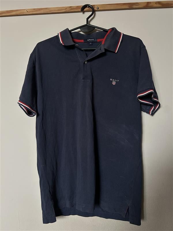 Gant Men's navy blue polo shirt - GANT - M - SALE Size US M / EU 48-50 / 2 - 1 Thumbnail